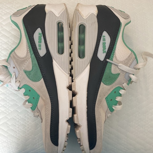 Nike Air Max spring green main image 5